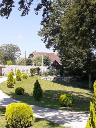 Les Gites Du Parc Mantoche Le Tonneau Esterno foto